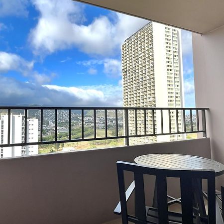 Royal Kuhio 1705 - Spacious Corner Unit With Stunning Mountain Views In The Heart Of Waikiki! Villa Honolulu Exterior photo