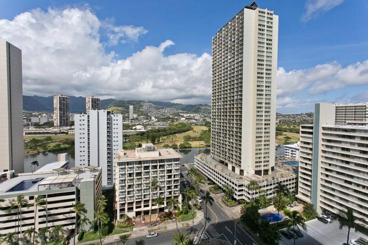 Royal Kuhio 1705 - Spacious Corner Unit With Stunning Mountain Views In The Heart Of Waikiki! Villa Honolulu Exterior photo